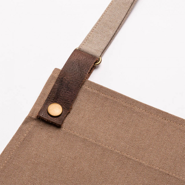 Biscuit Adjustable Apron w/ Leather Detailing